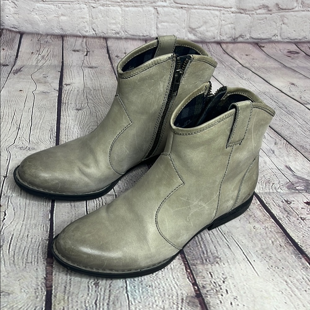Born Western Style Gray Ankle boots